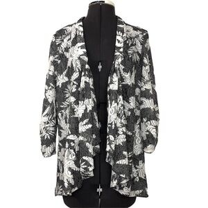 Perceptions New York NWOT Black / White Sheer Cover Up Top 12